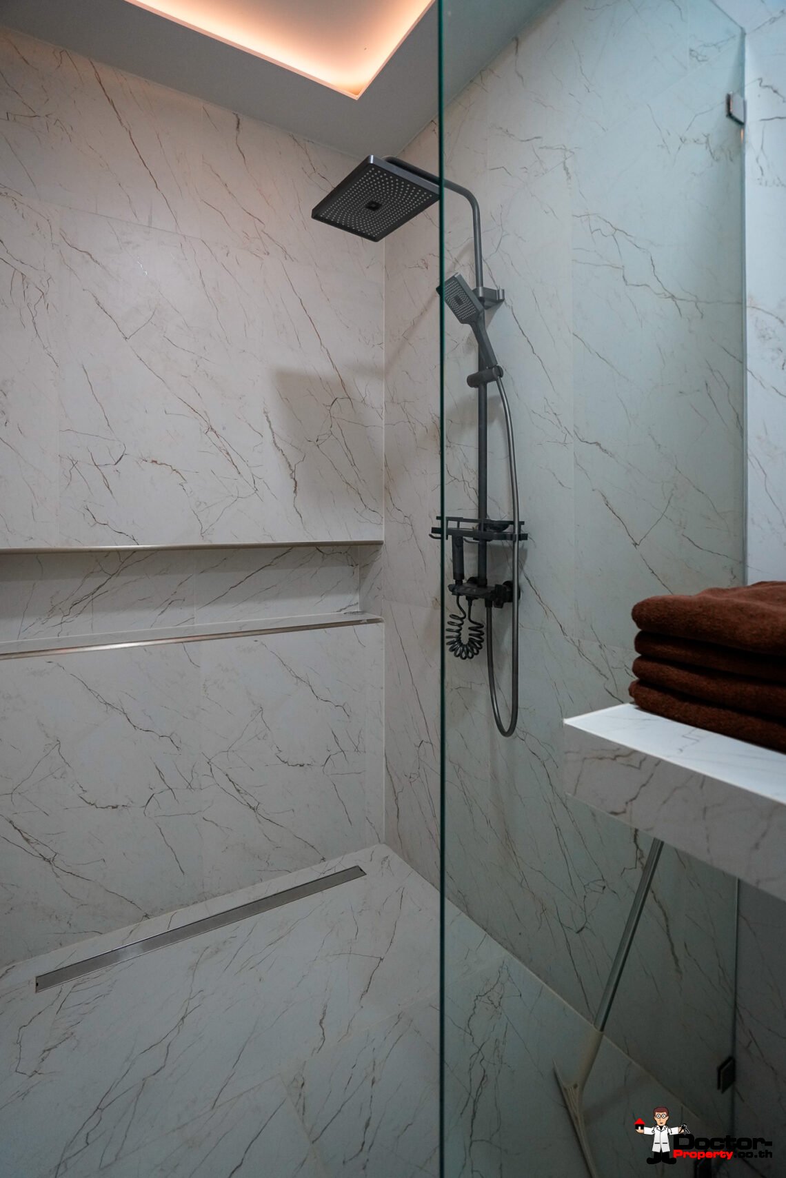 New Luxury Penthouse with Partial Seaview in Choeng Mon, Koh Samui